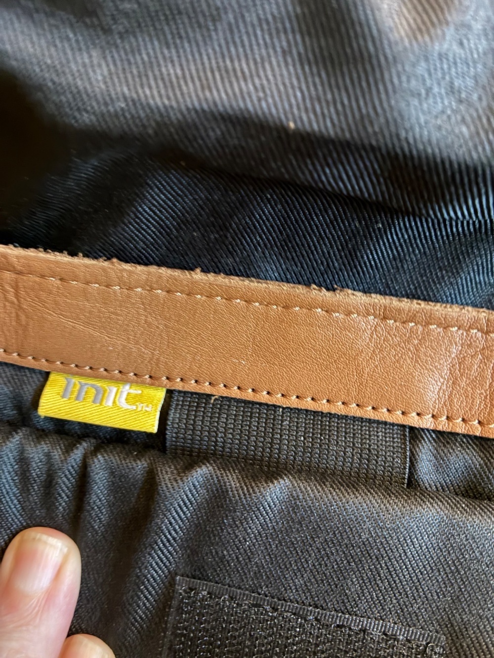 Init Brown Leather Messenger Bag - Picture 6 of 6